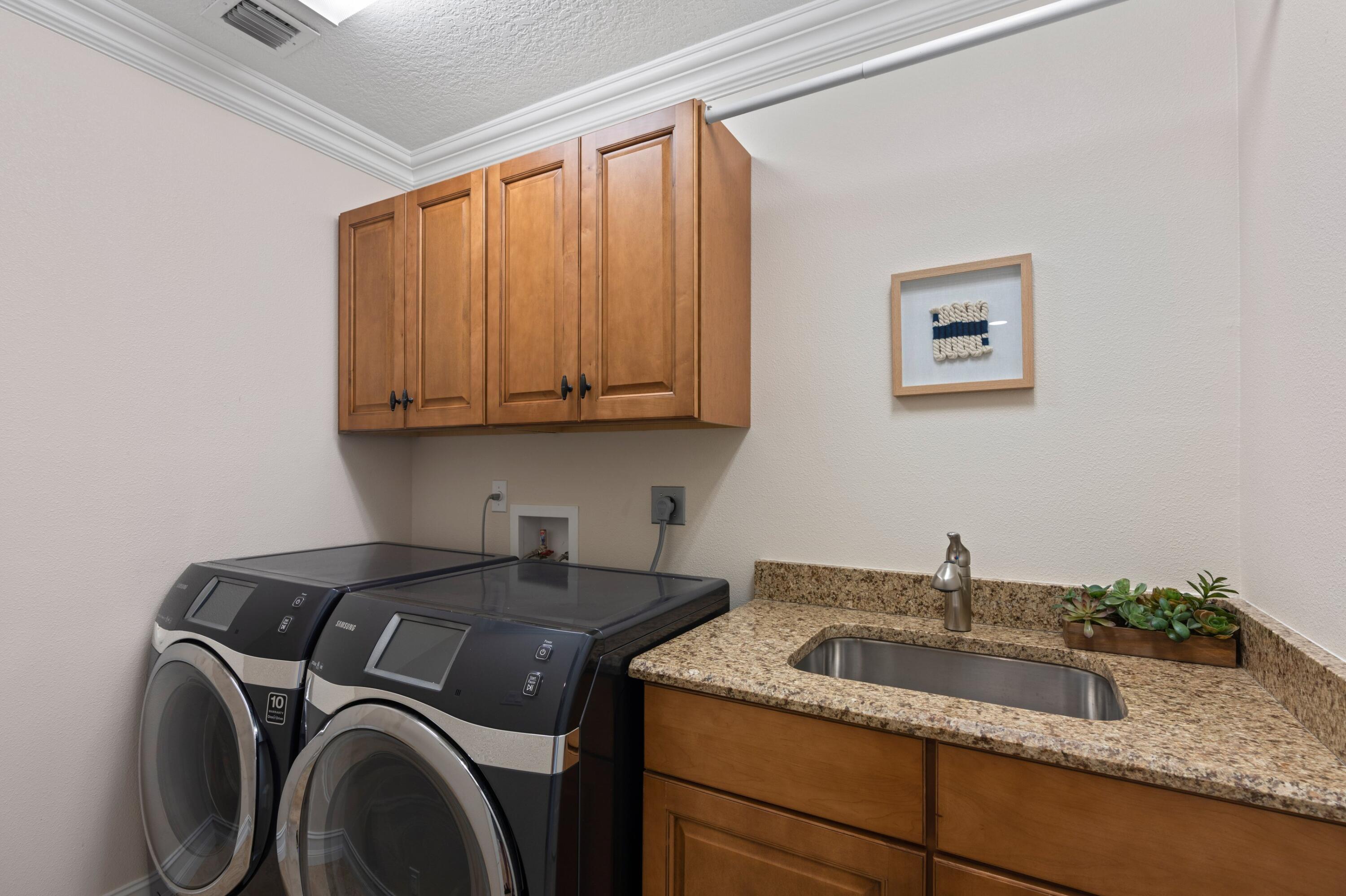 NORTH LAKE WORTH - Residential