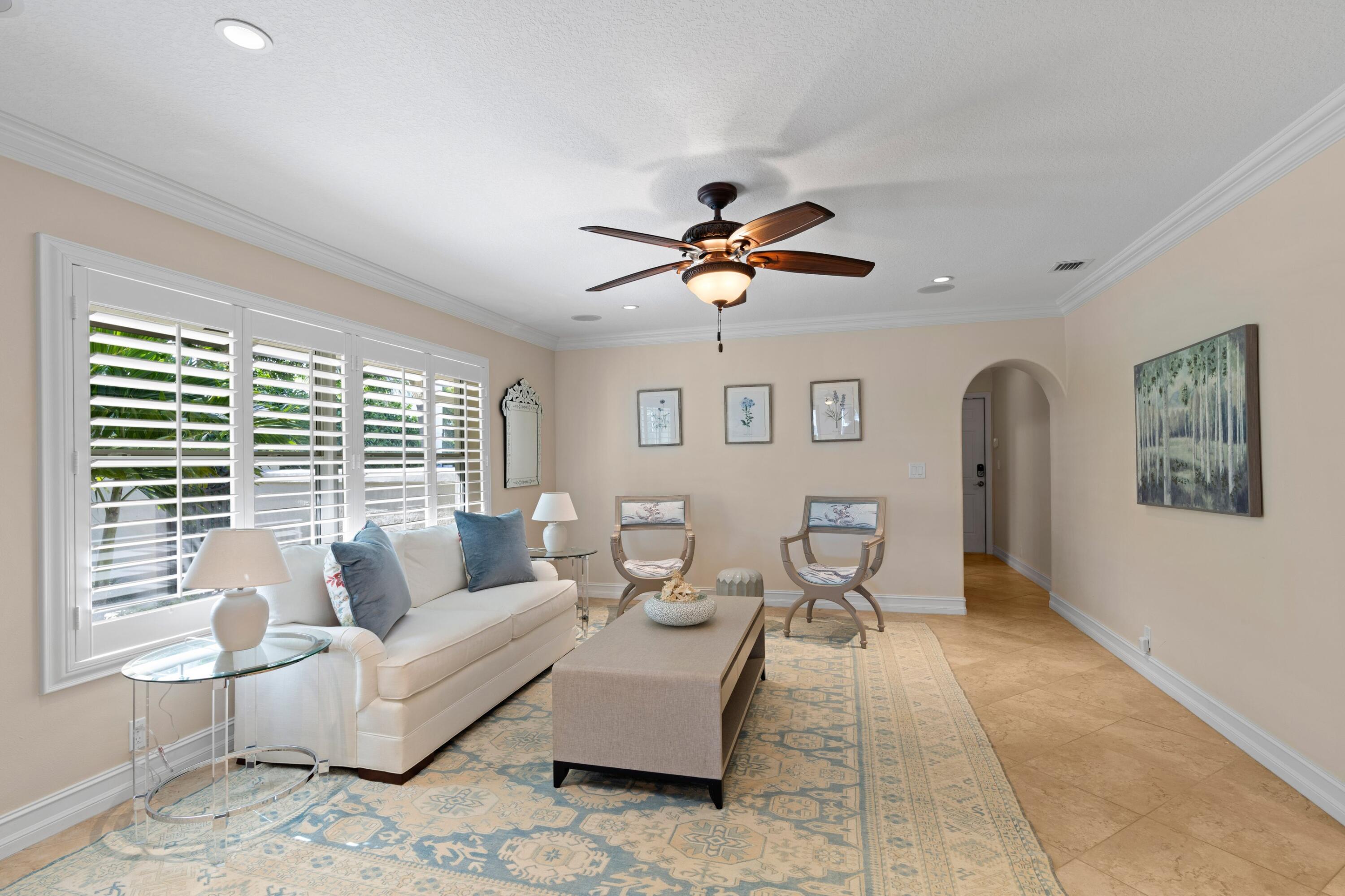 NORTH LAKE WORTH - Residential