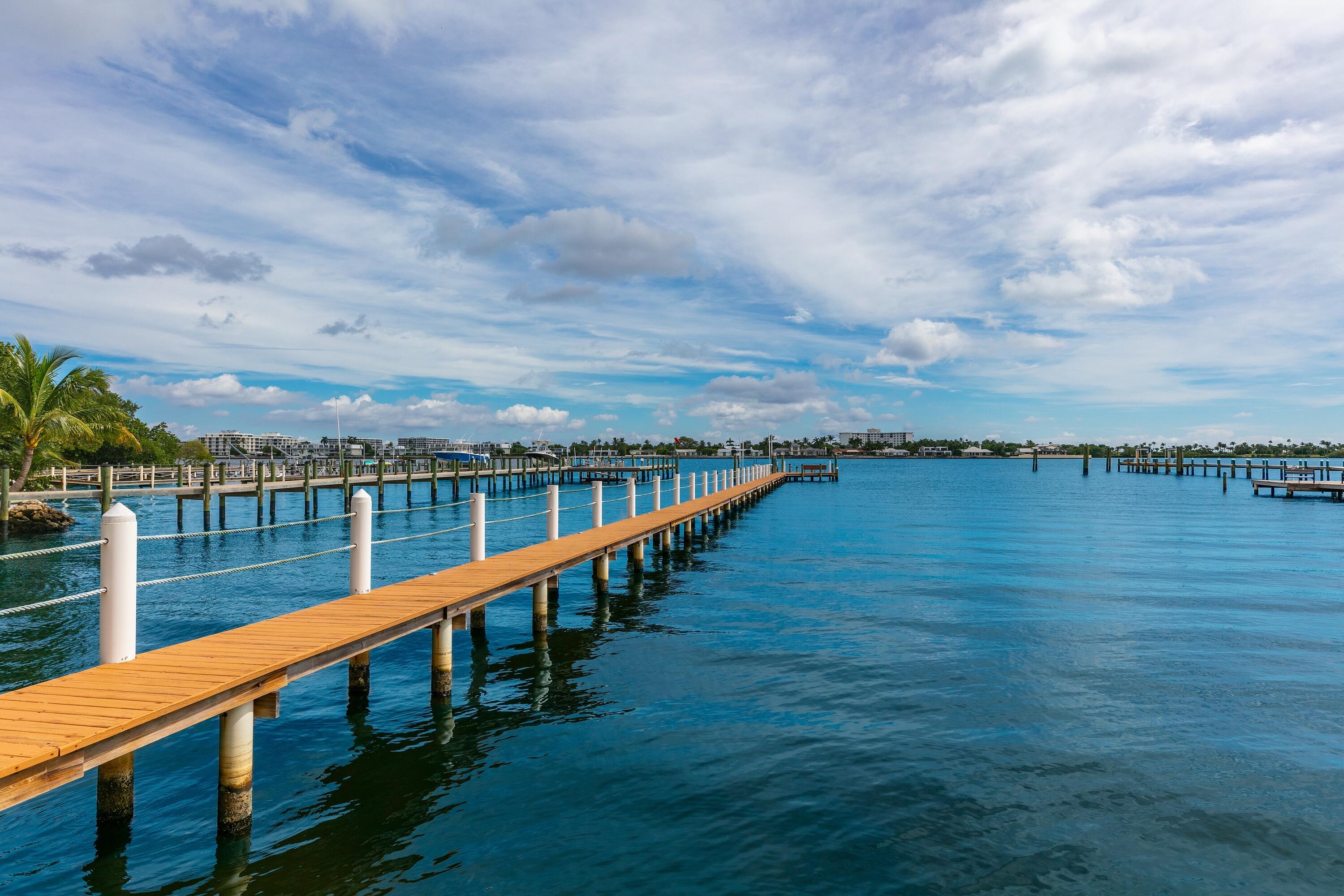 NORTH LAKE WORTH - Residential