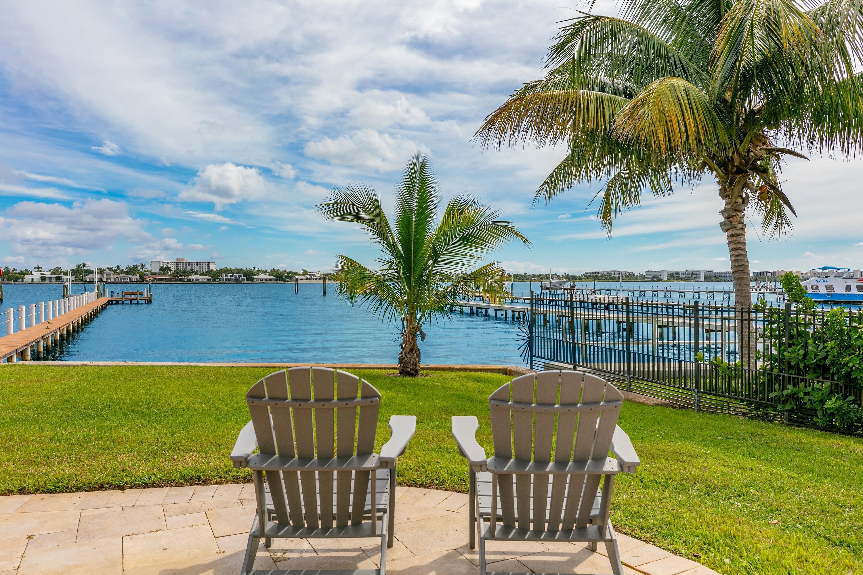 NORTH LAKE WORTH - Residential