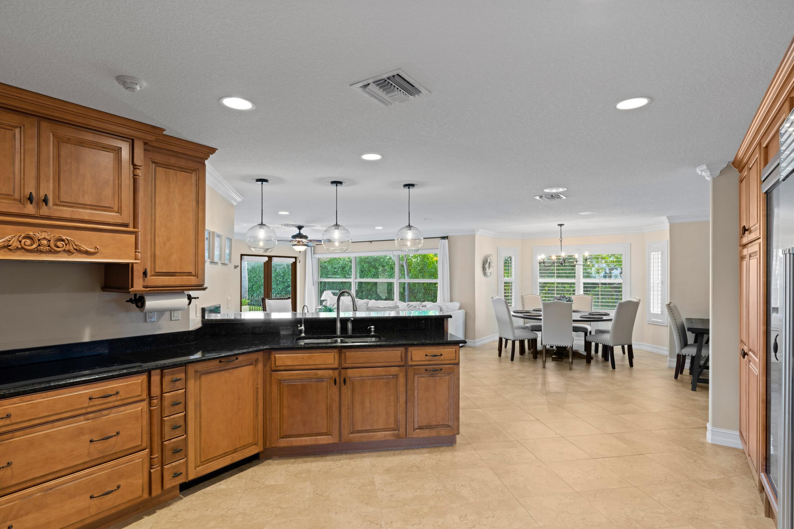 NORTH LAKE WORTH - Residential