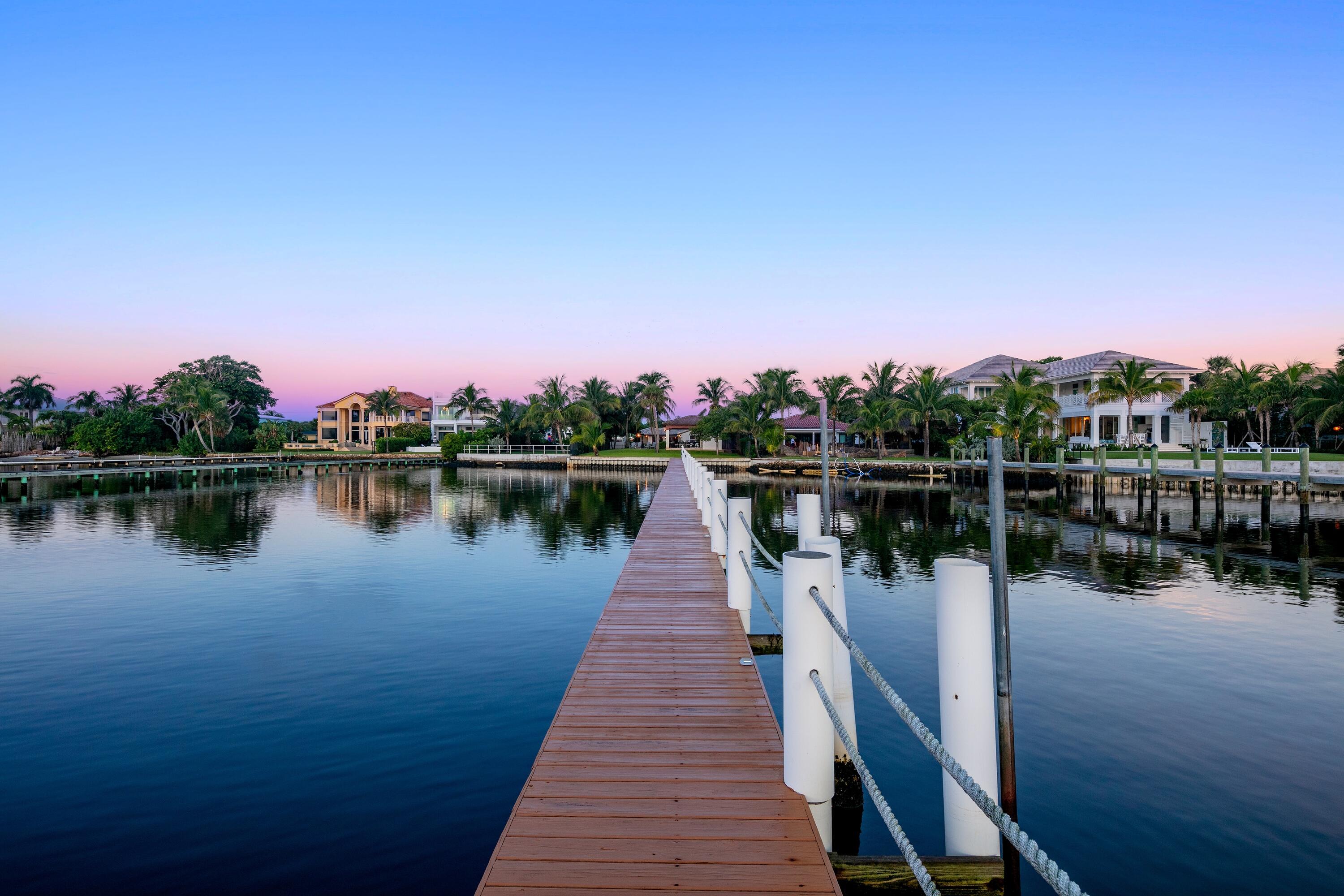 NORTH LAKE WORTH - Residential