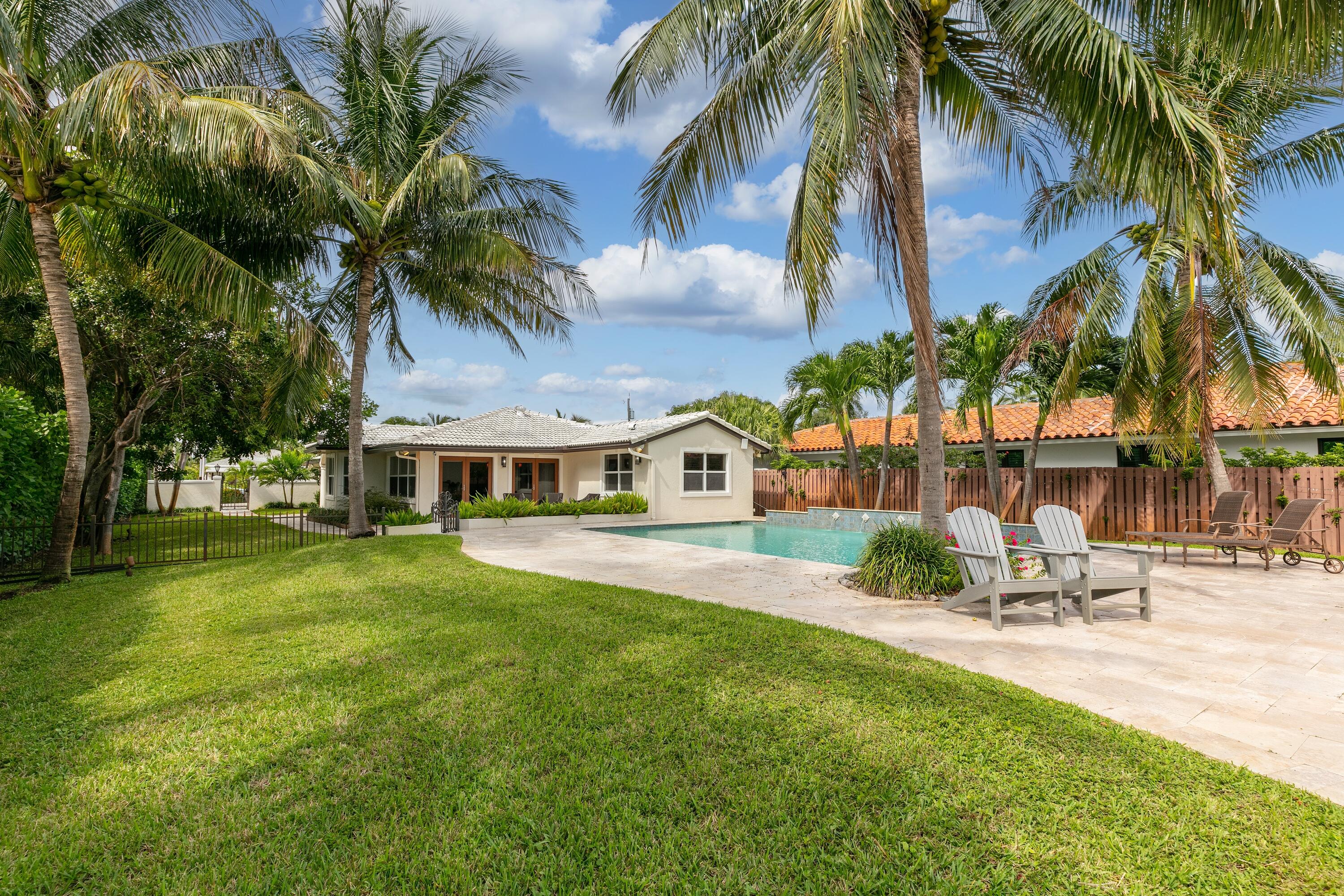 NORTH LAKE WORTH - Residential