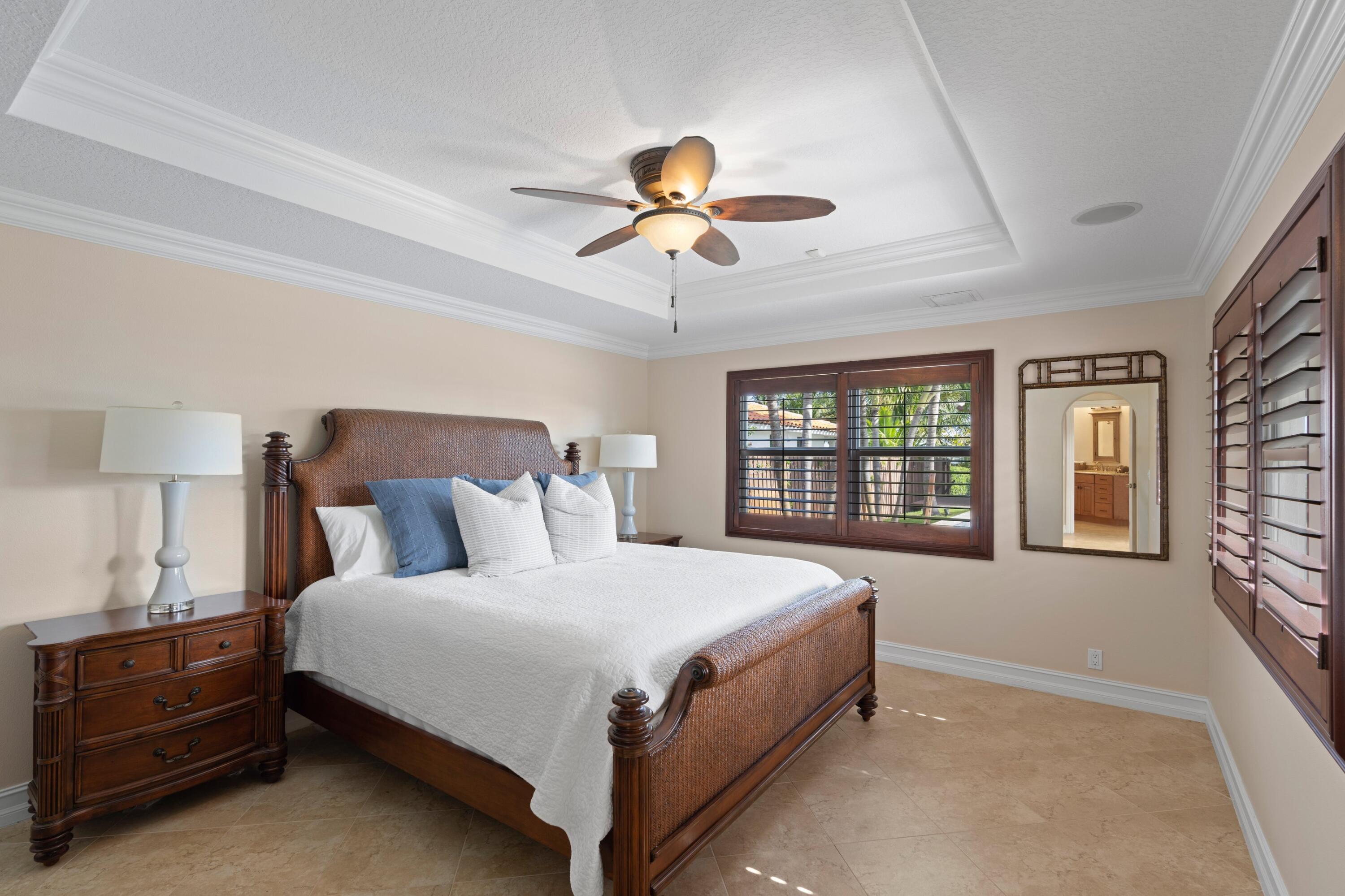 NORTH LAKE WORTH - Residential