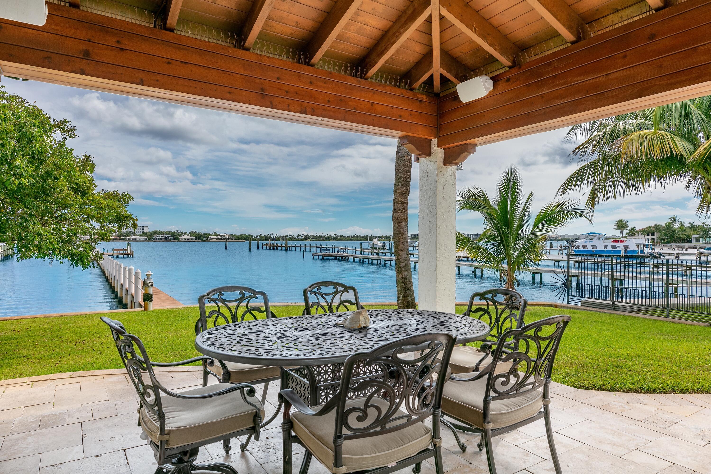 NORTH LAKE WORTH - Residential