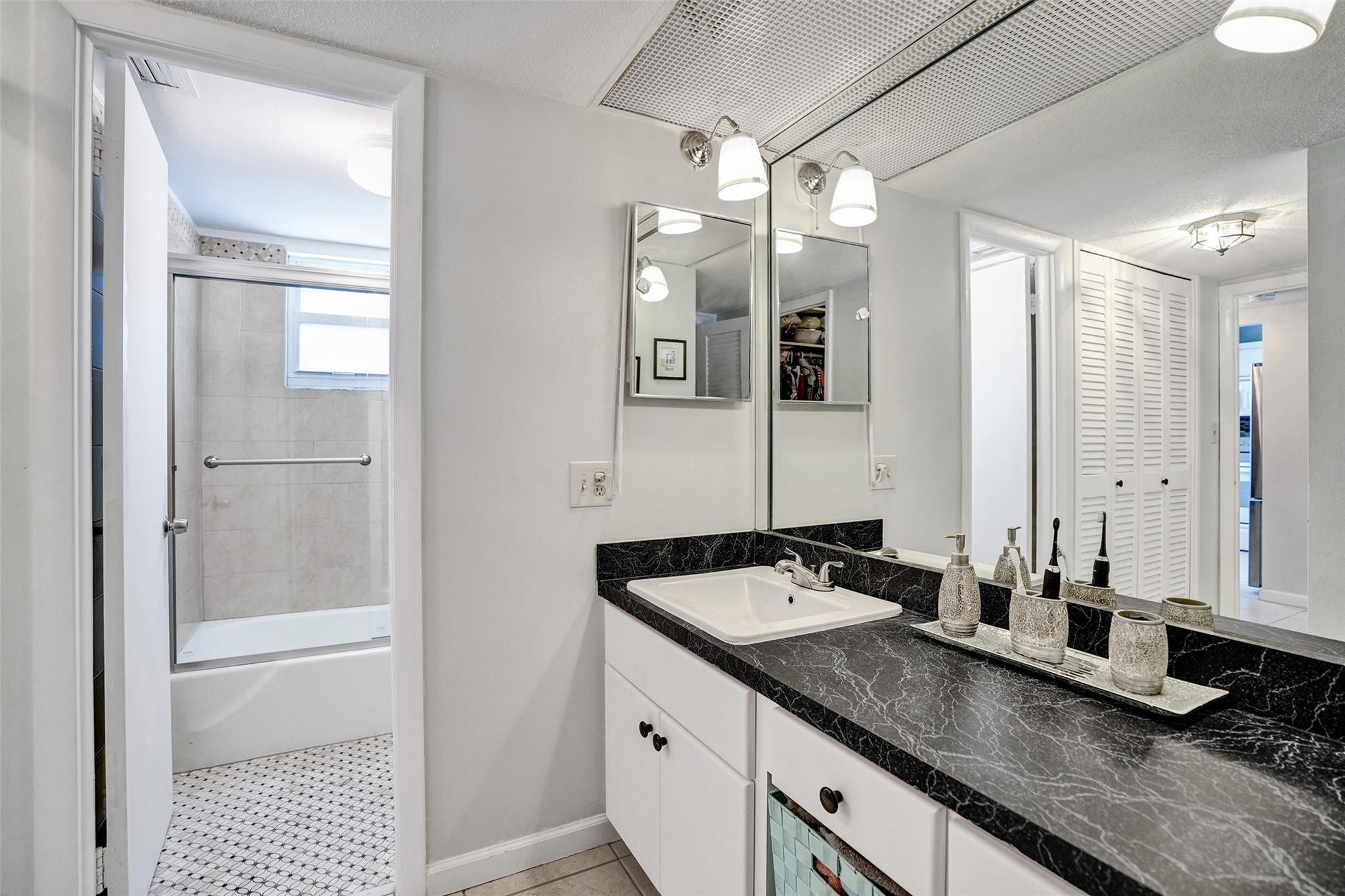 NASSAU HOUSE CONDO - Residential