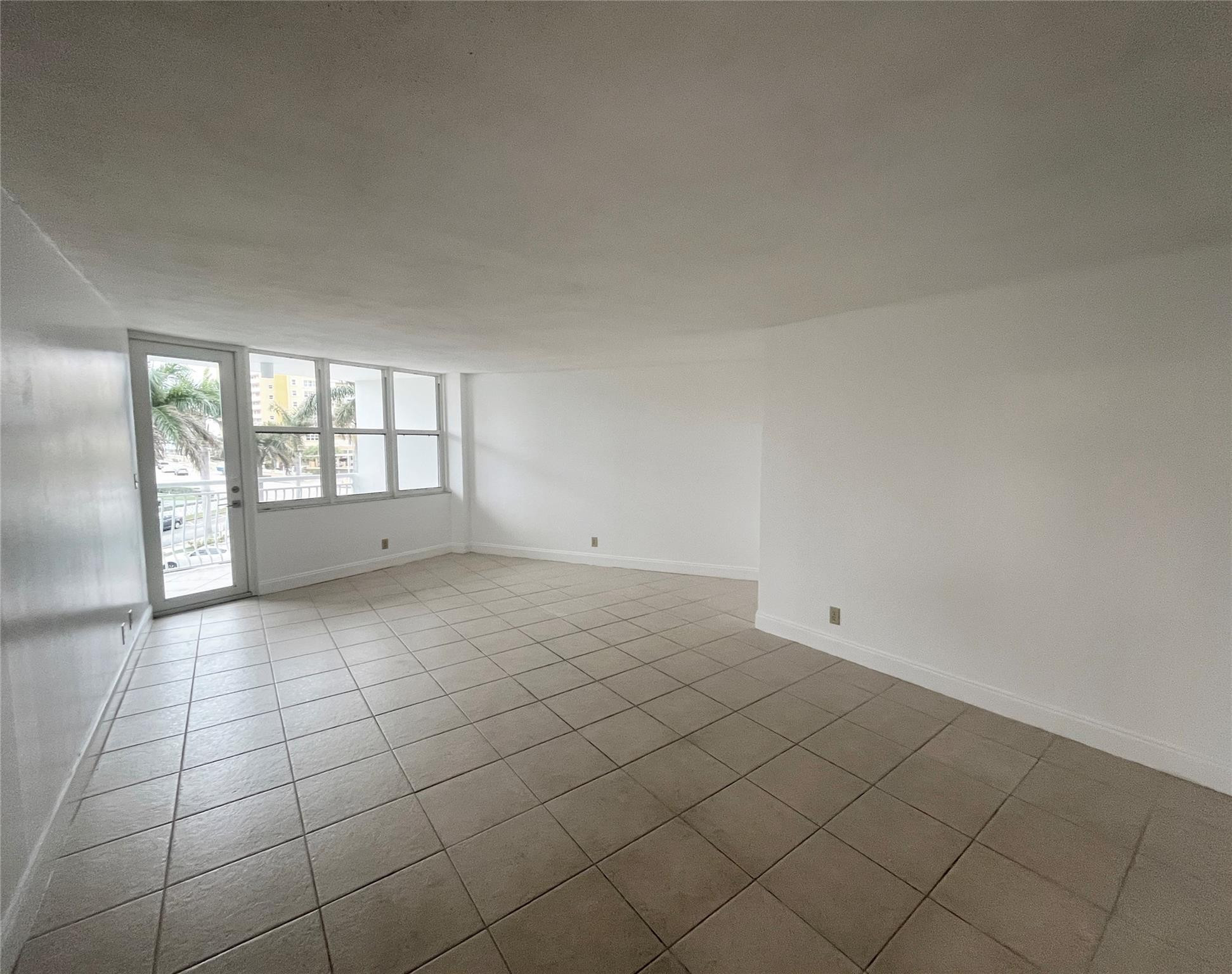 NASSAU HOUSE CONDO - Residential