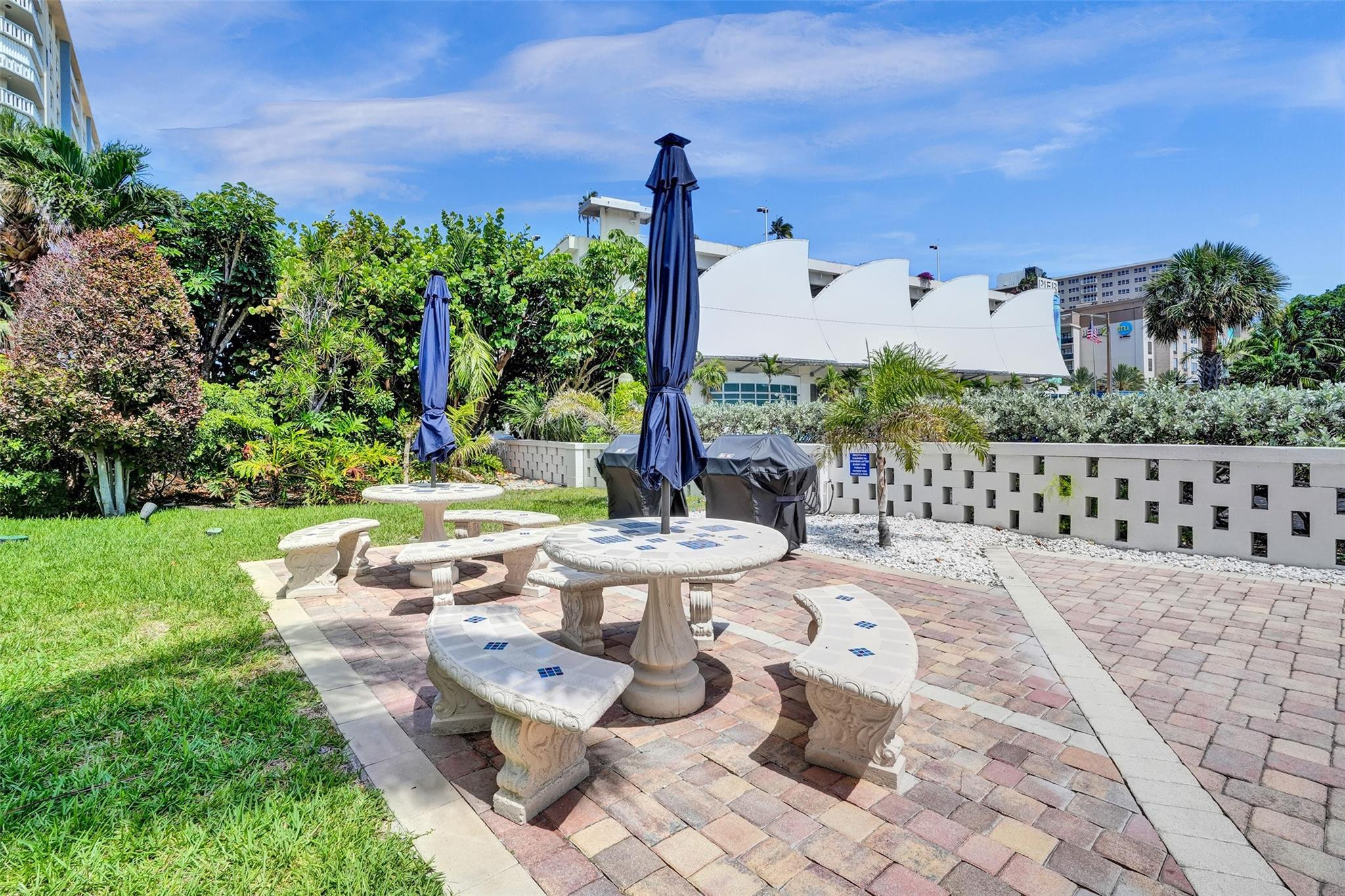NASSAU HOUSE CONDO - Residential