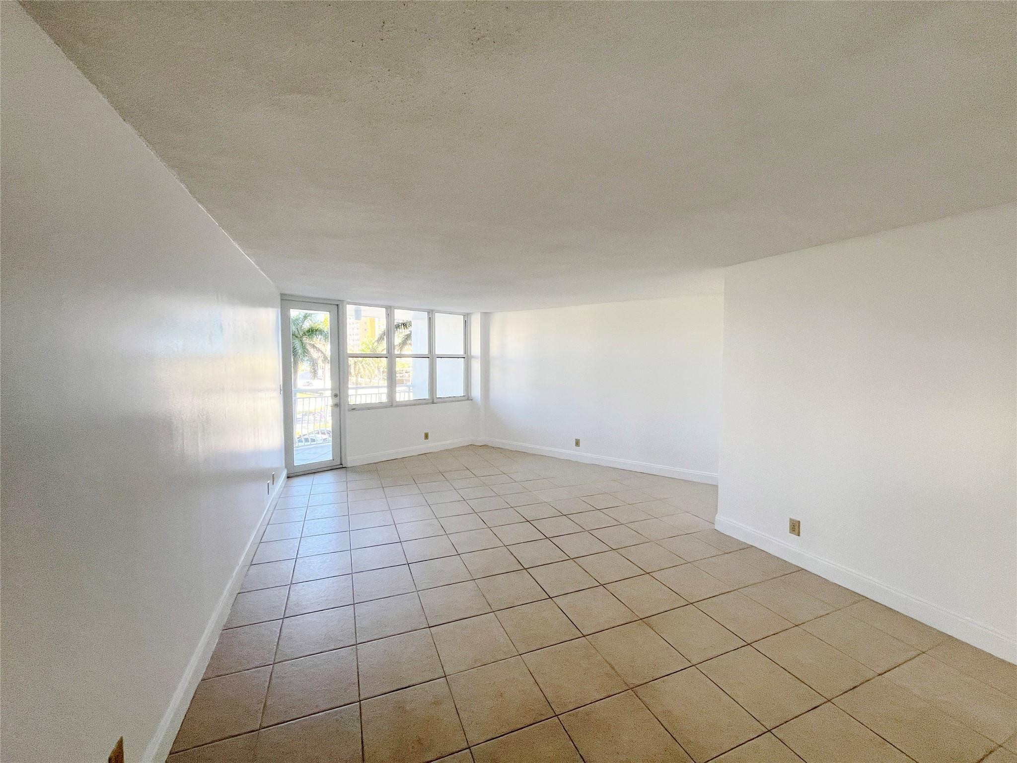 NASSAU HOUSE CONDO - Residential