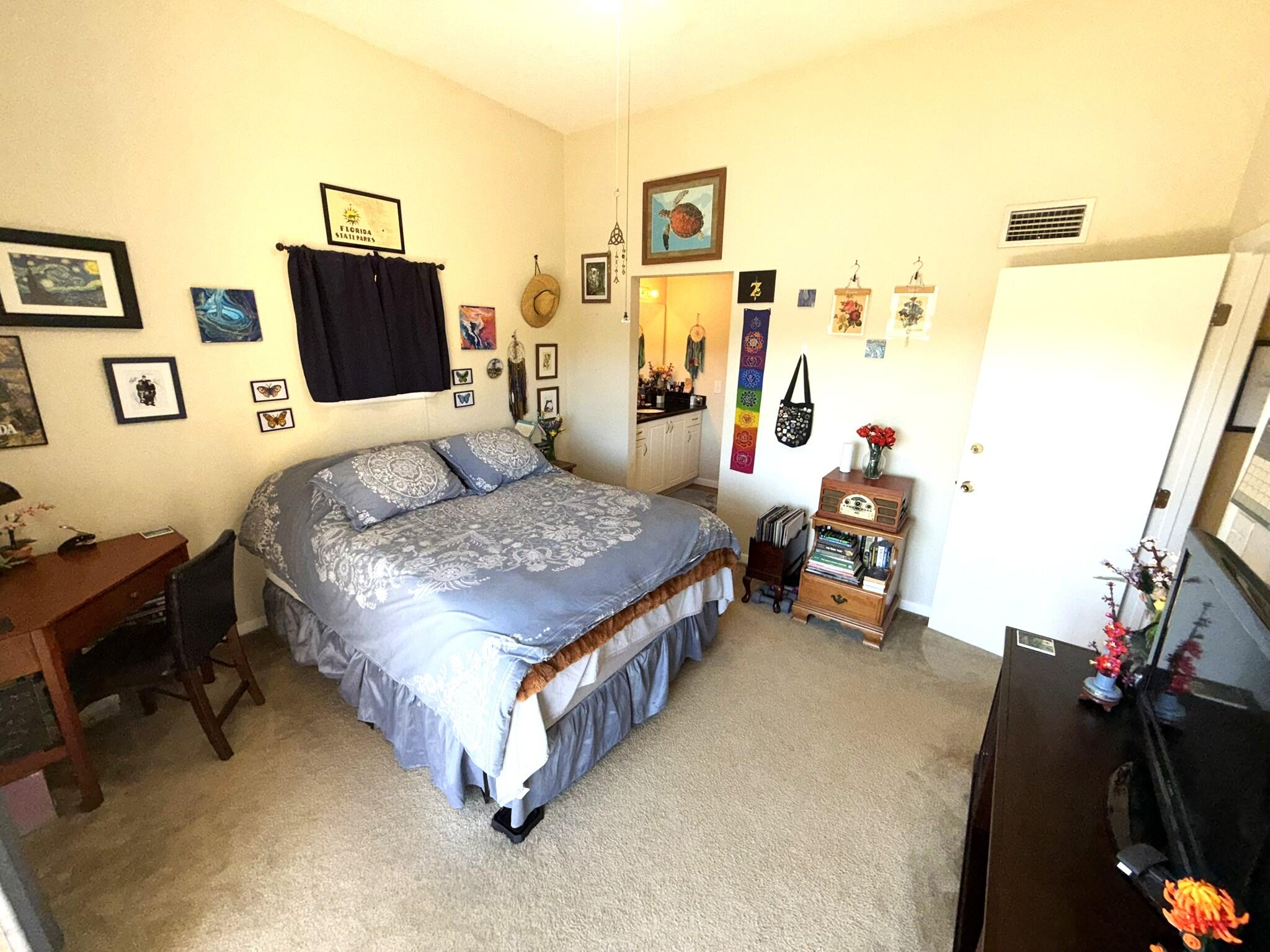 PALM LAKE CONDO - Residential