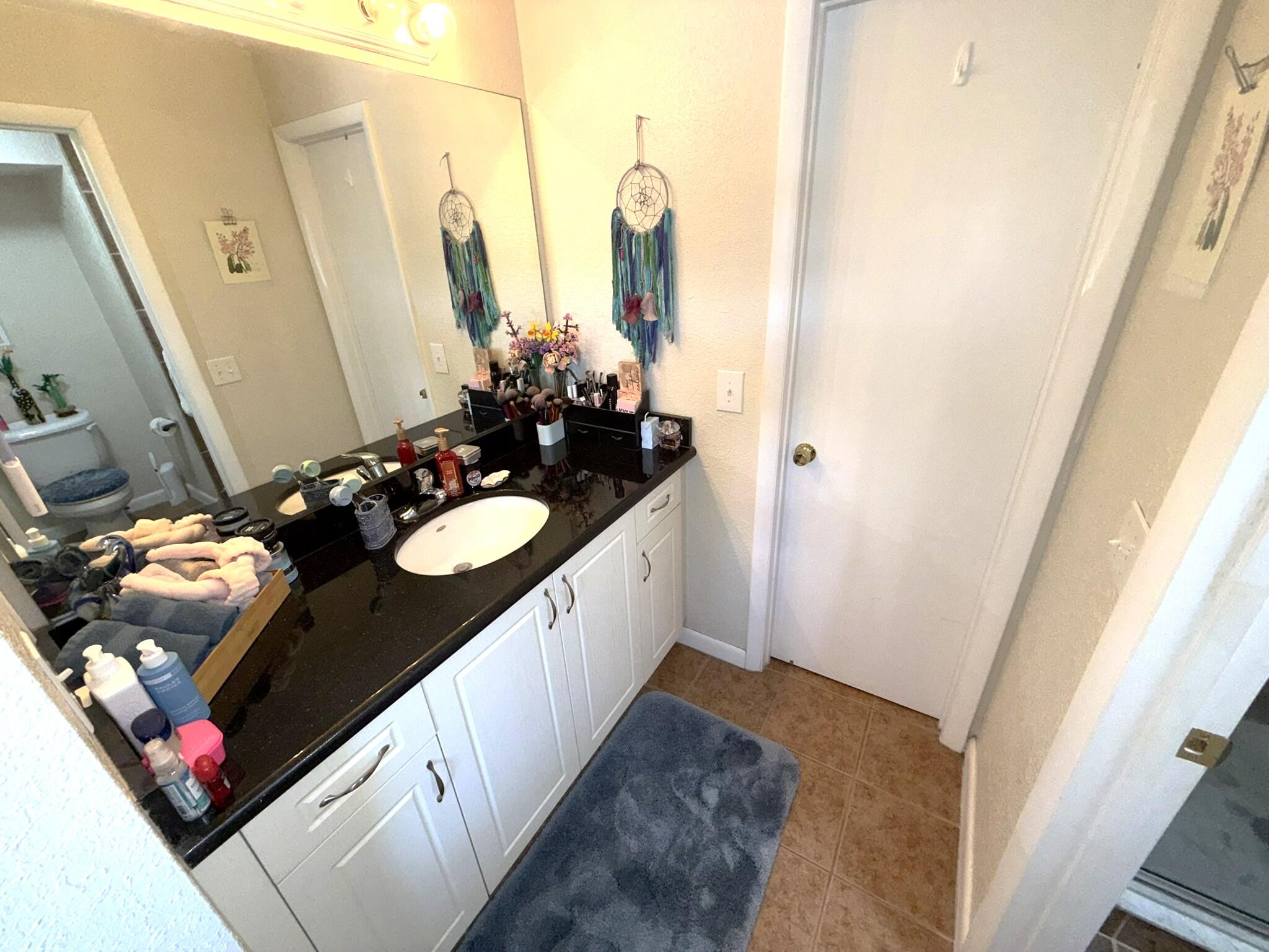 PALM LAKE CONDO - Residential