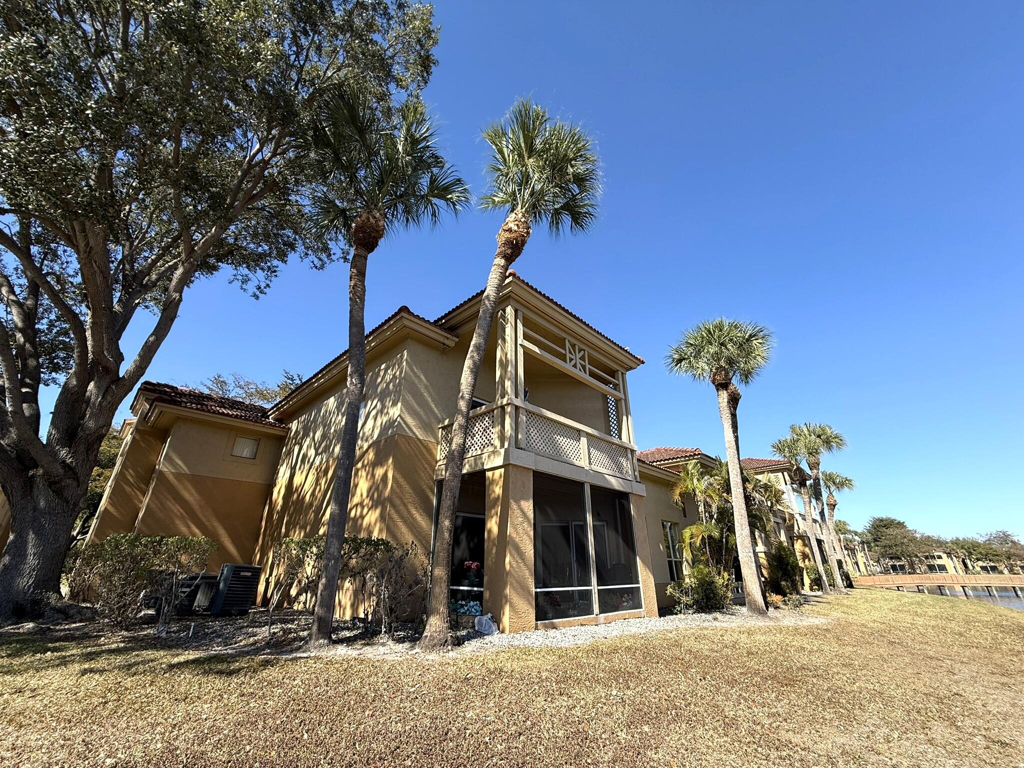 PALM LAKE CONDO - Residential