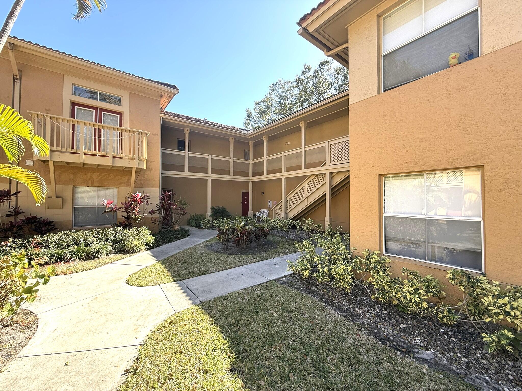 PALM LAKE CONDO - Residential