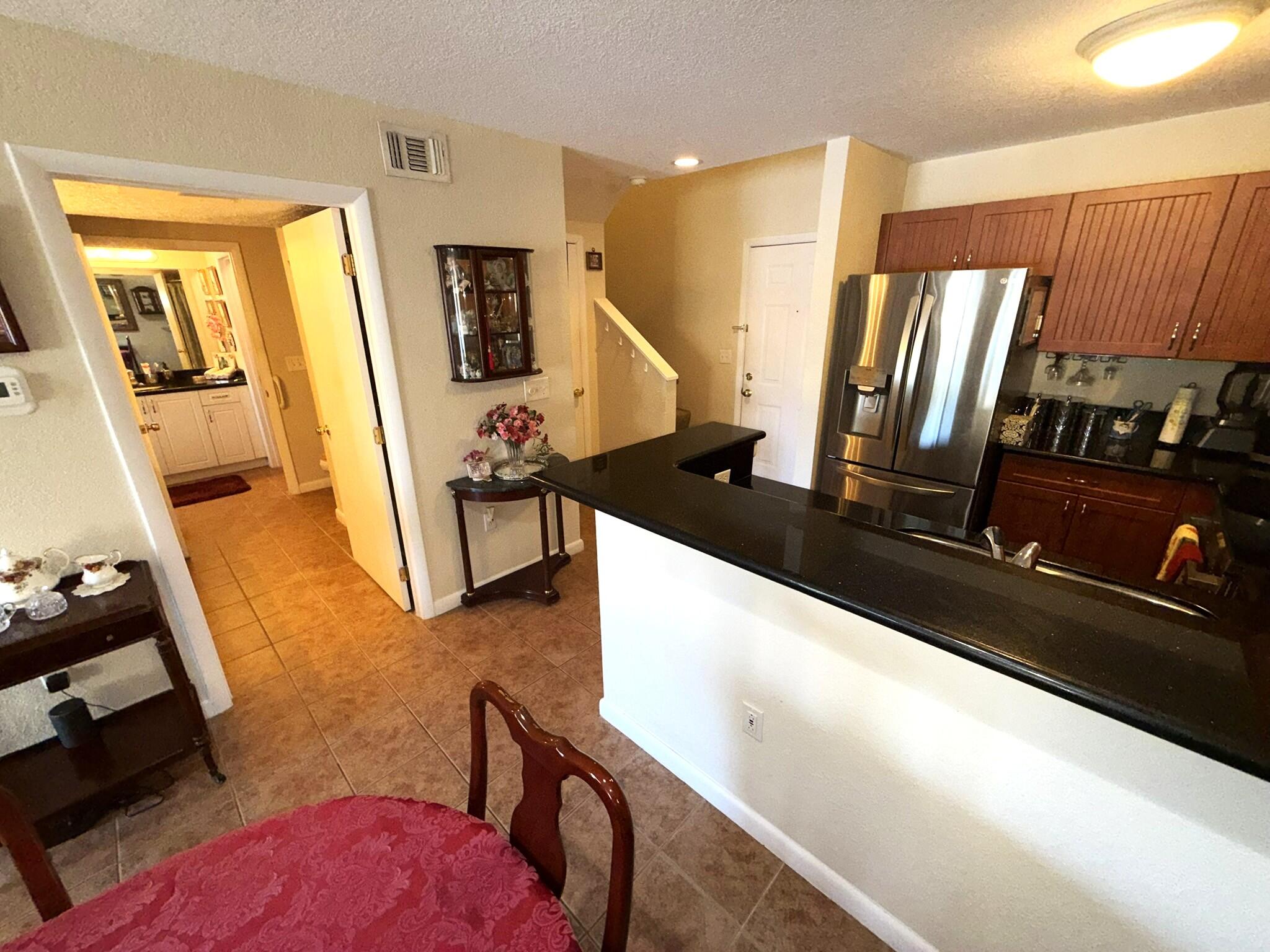 PALM LAKE CONDO - Residential