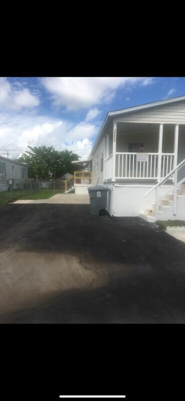 10569 Marina Way, Boca Raton, FL, 33428/$289,000 1 10569 Marina Way