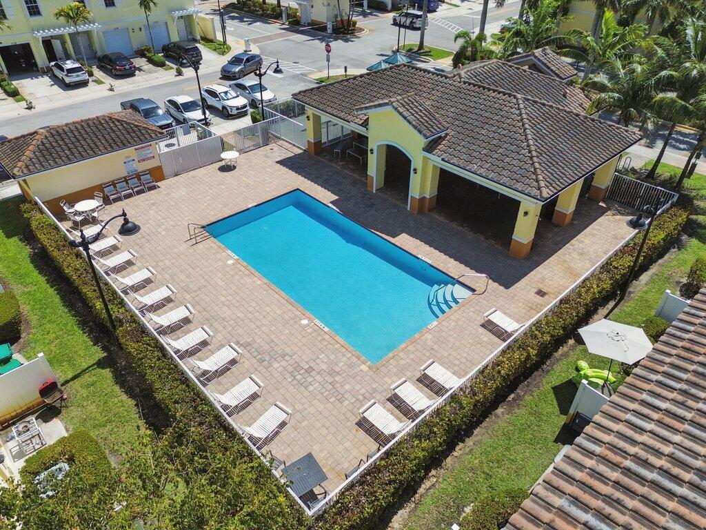 CRICKET CLUB - Residential