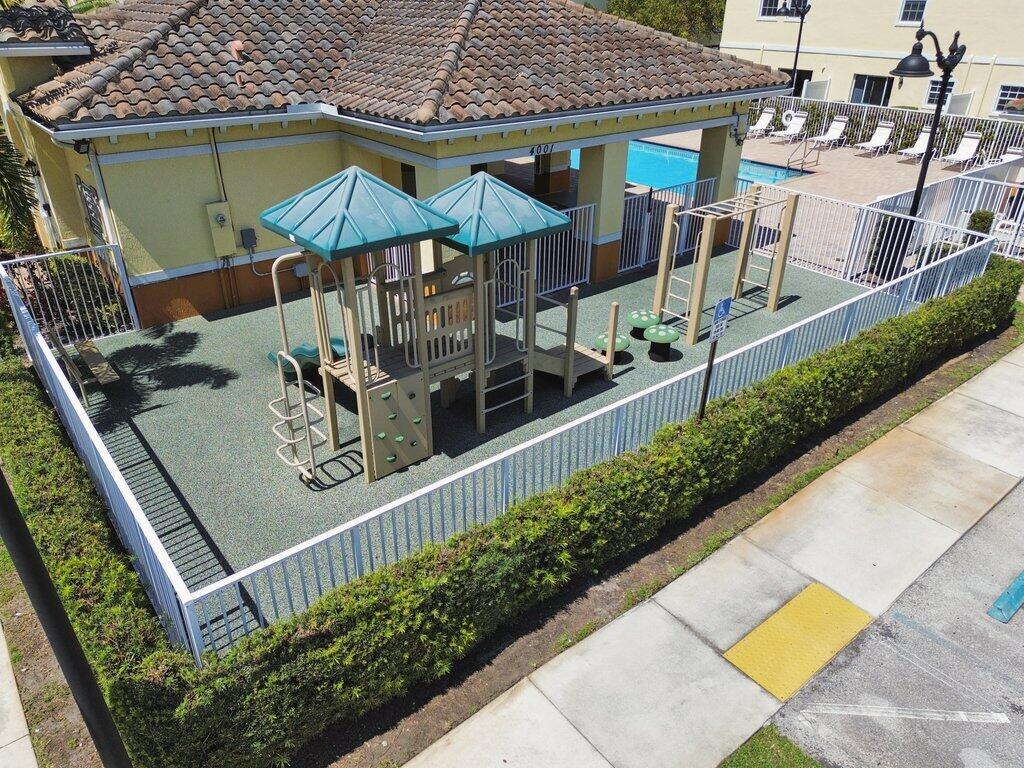 CRICKET CLUB - Residential