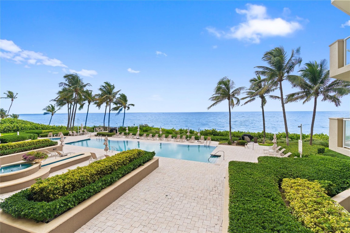 OCEAN GRANDE BCH & MARINA - Residential