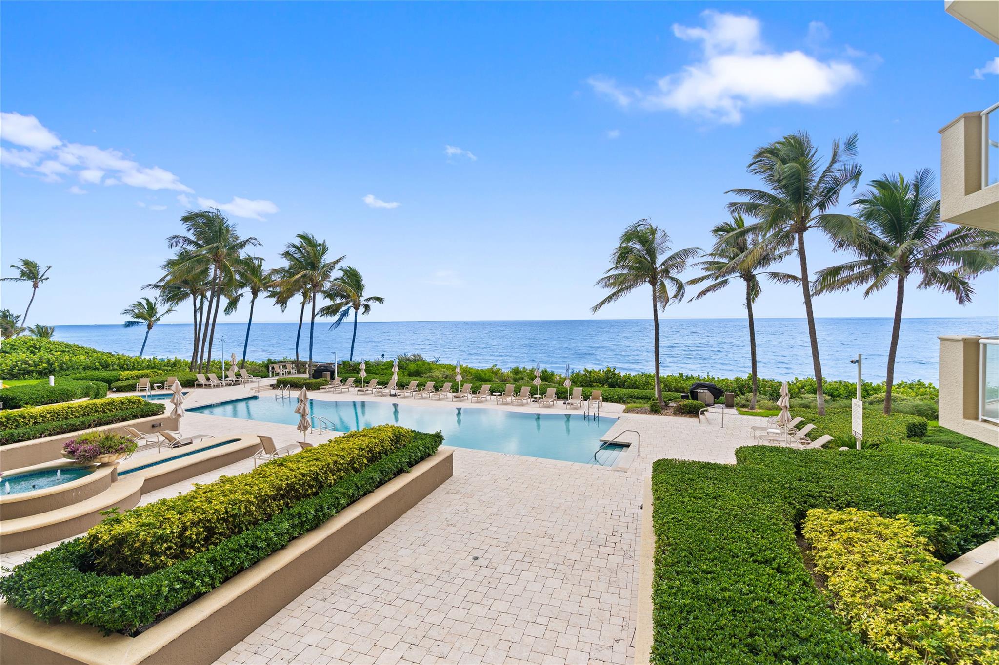 OCEAN GRANDE BCH & MARINA - Residential