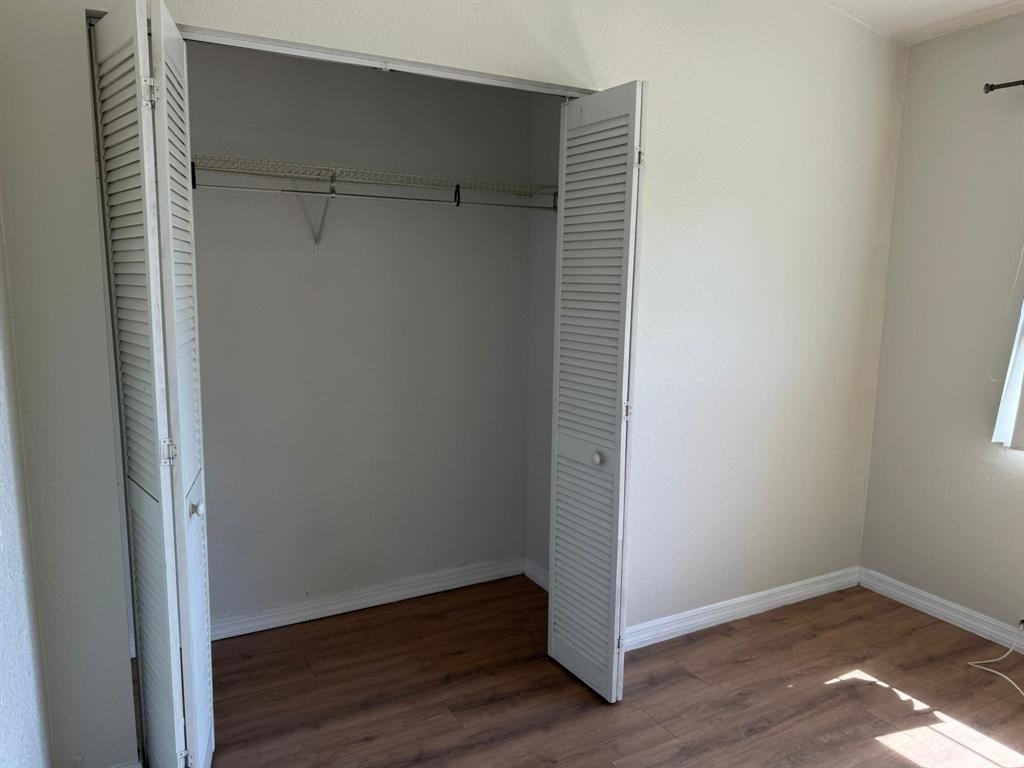 North Hollywood 4-1 B - Residential Lease