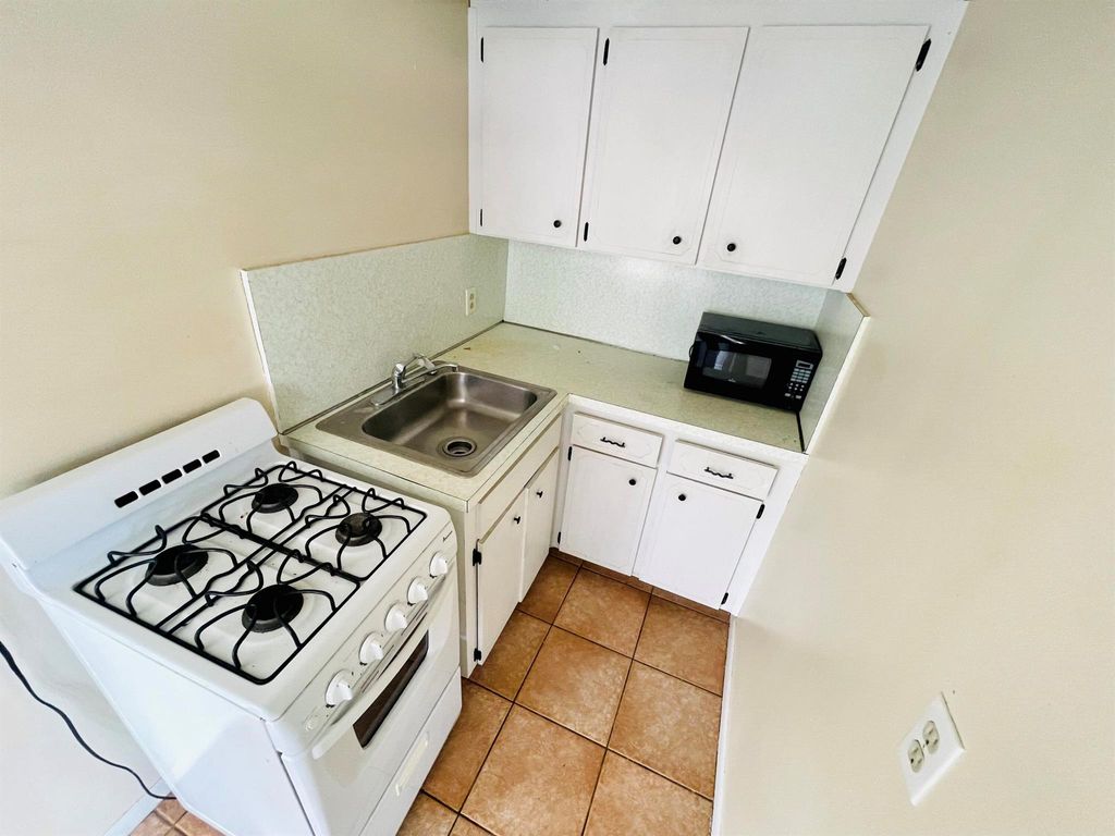 Photo of 318 S K Street #6, Lake Worth Beach, FL 33460 (MLS # R11027204)