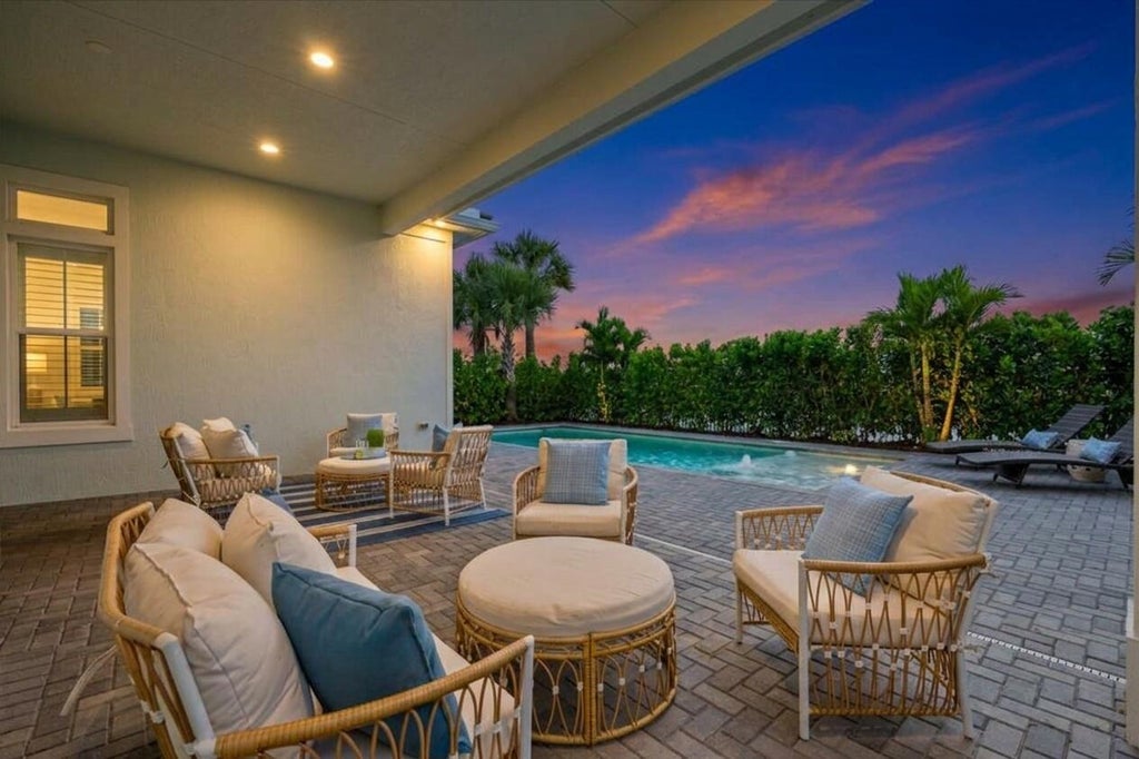 Photo of 12538 Nautilus Circle, Palm Beach Gardens, FL 33412 (MLS # B26089669)