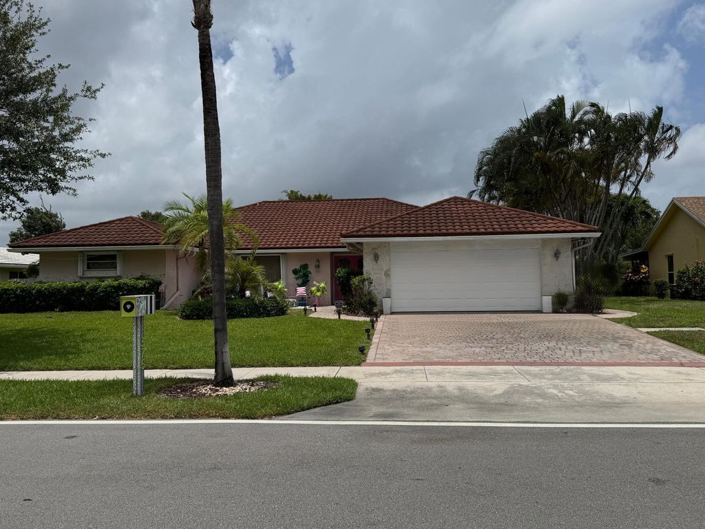 Photo of 375 NW 53rd Street, Boca Raton, FL 33487 (MLS # B26034097)