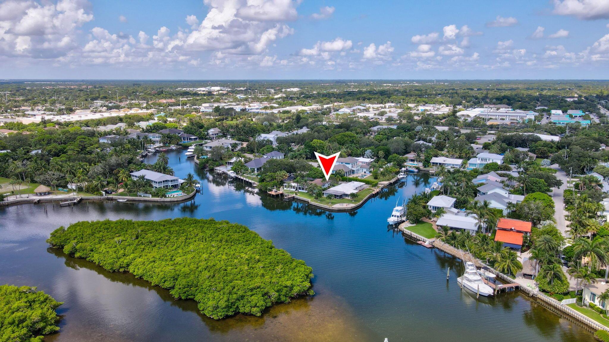 YACHT CLUB ESTATES - Land