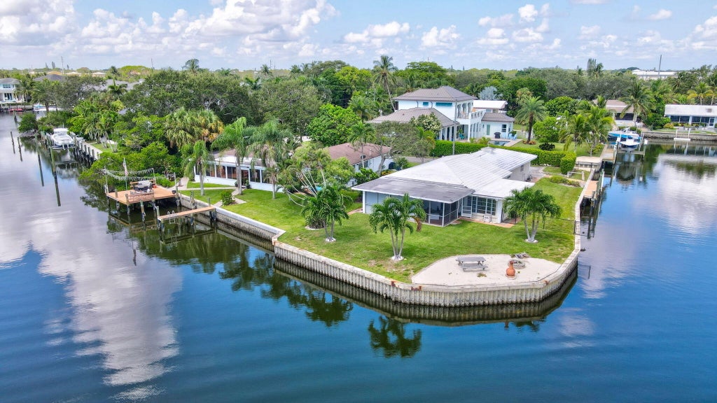Photo of 207 Body Court, Jupiter, FL 33477 (MLS # R11021514)