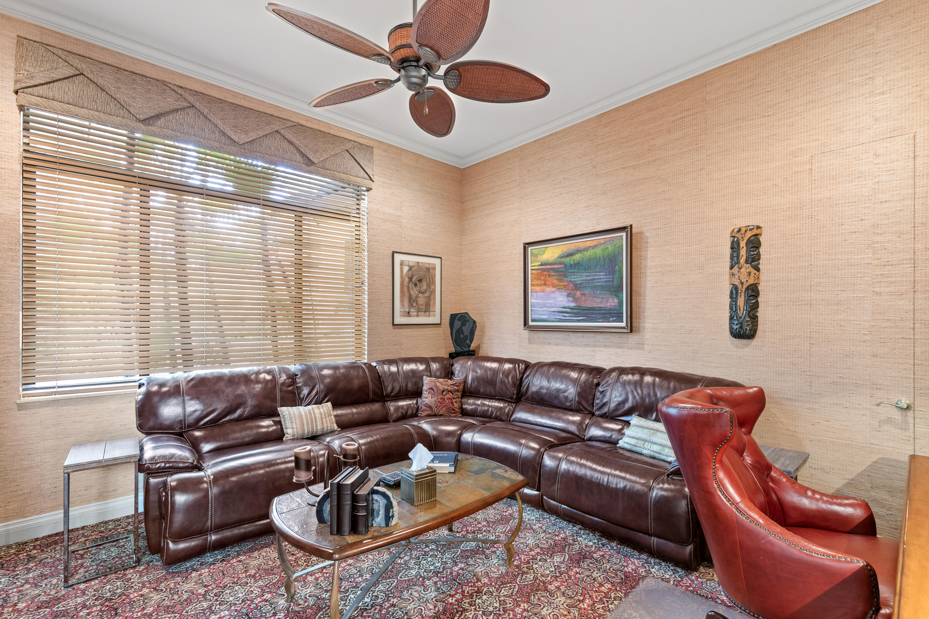 ADMIRALS COVE - Residential