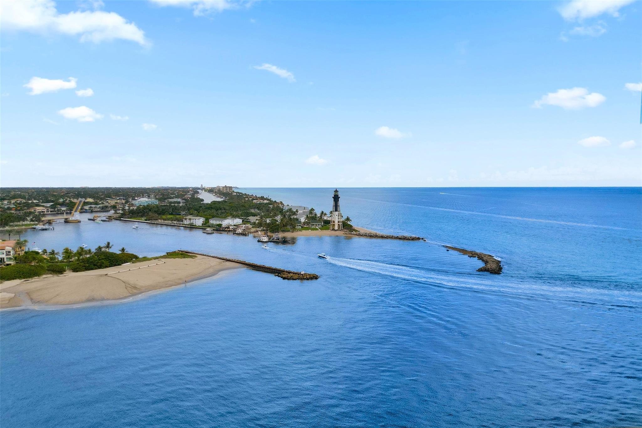 1774 Bay Dr 18