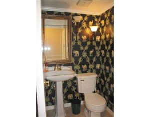 CAPTAINS WALK/PELICAN HAR - Residential