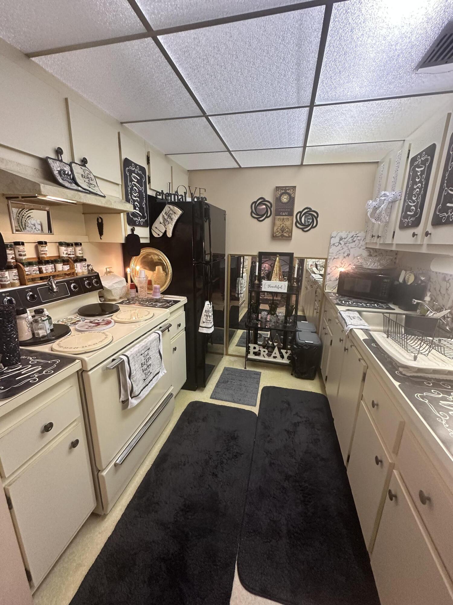 IVANHOE WEST AT CENTURY VILLAGE - Residential