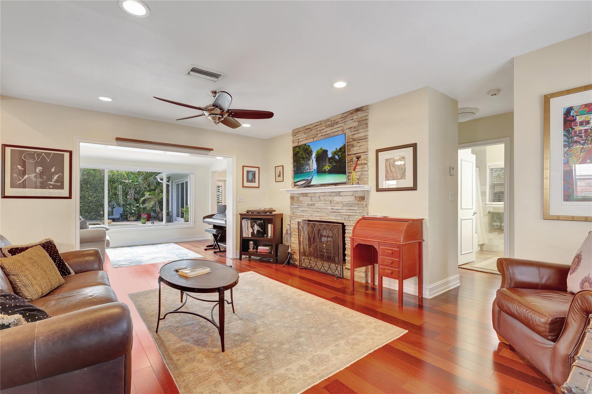 VICTORIA PARK - Residential