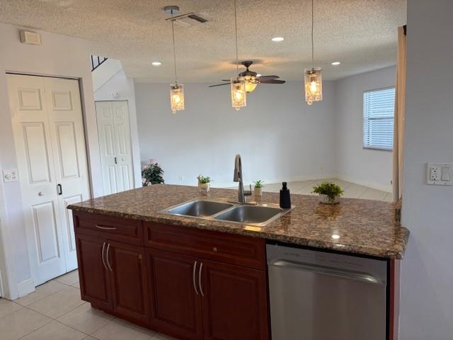 Yorkville 115-18 B - Residential Lease