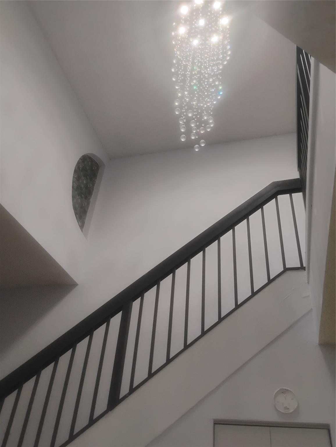 Yorkville 115-18 B - Residential Lease