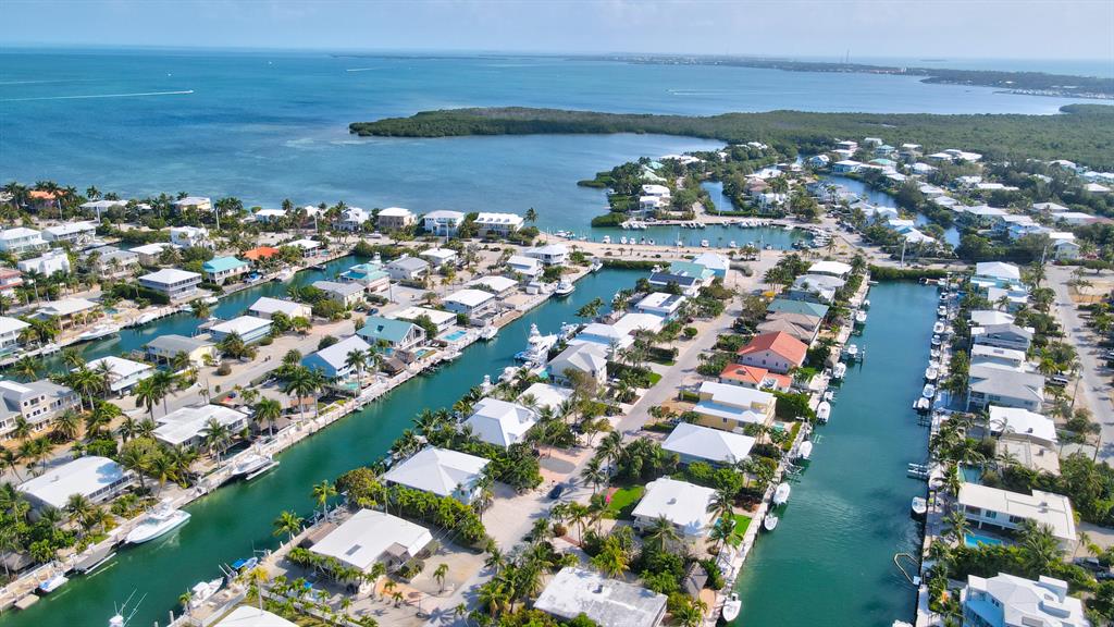 VENETIAN SHORES NO 3 - Residential