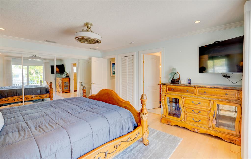 VENETIAN SHORES NO 3 - Residential