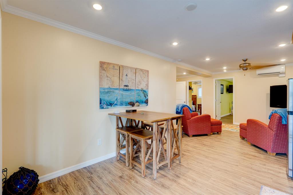 VENETIAN SHORES NO 3 - Residential