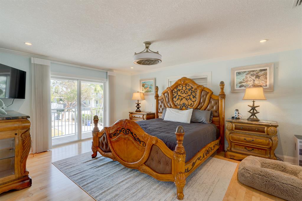 VENETIAN SHORES NO 3 - Residential