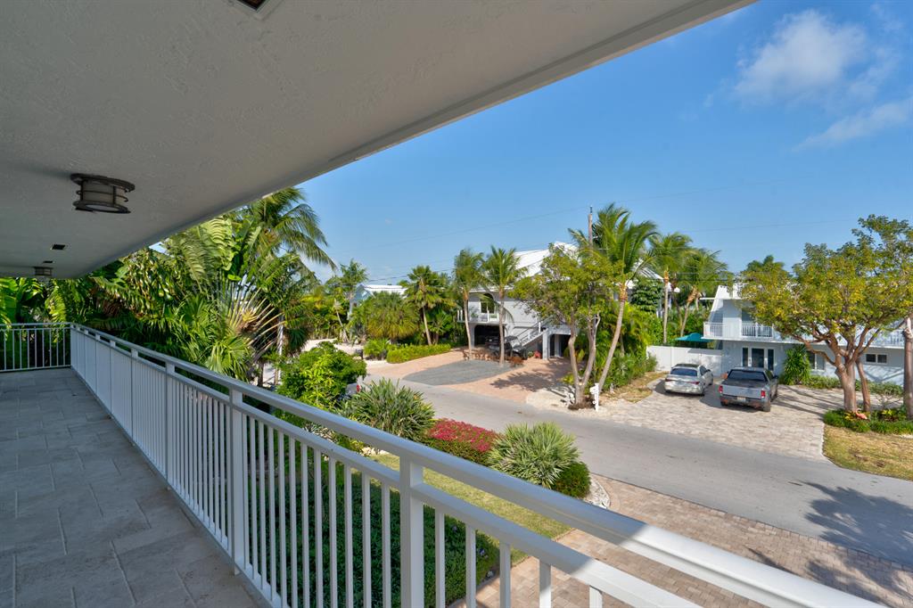 VENETIAN SHORES NO 3 - Residential