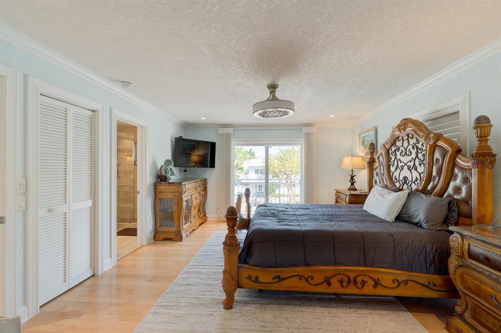 VENETIAN SHORES NO 3 - Residential