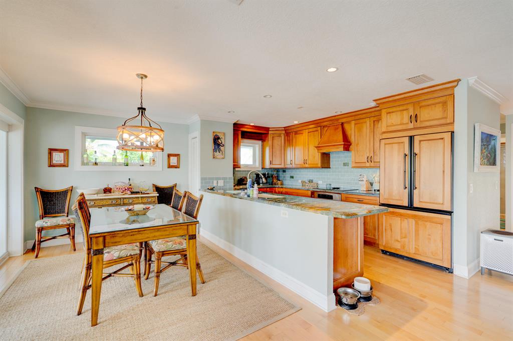 VENETIAN SHORES NO 3 - Residential