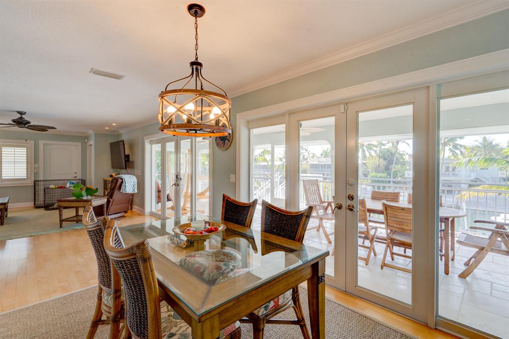 VENETIAN SHORES NO 3 - Residential