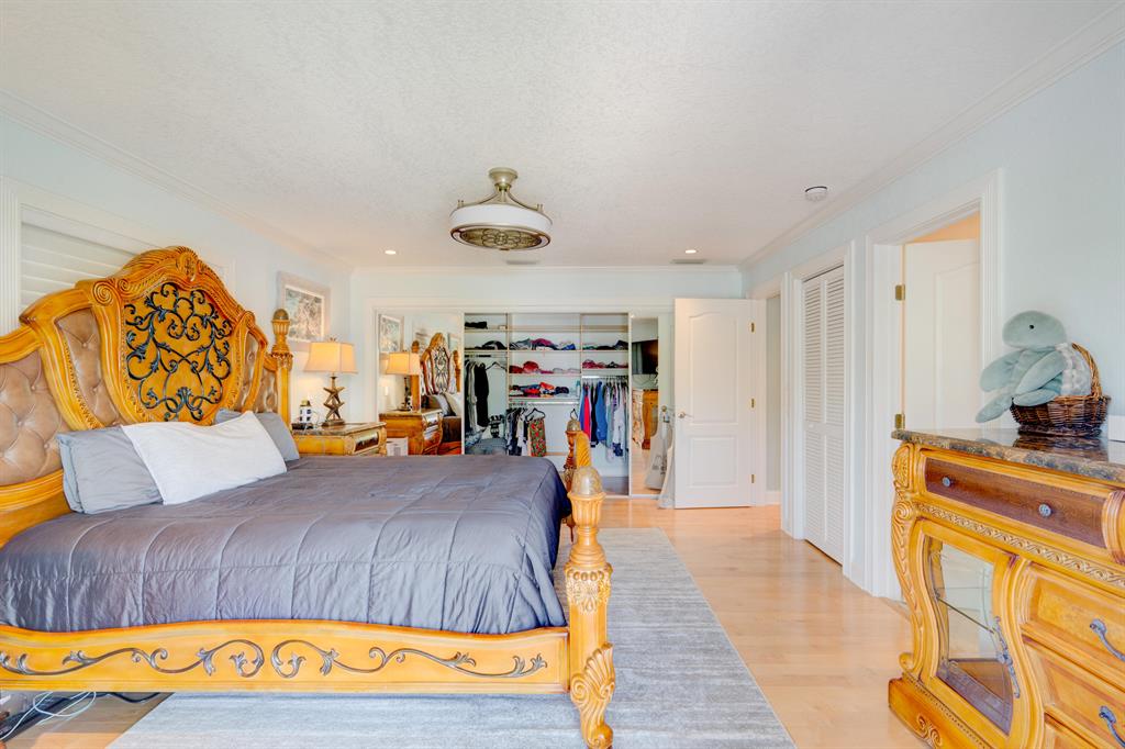 VENETIAN SHORES NO 3 - Residential