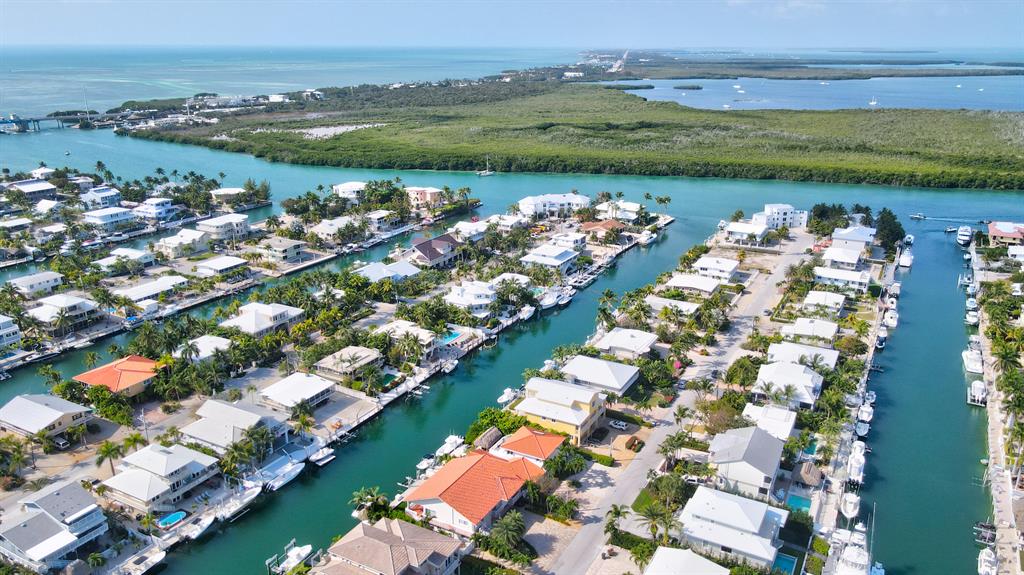 VENETIAN SHORES NO 3 - Residential