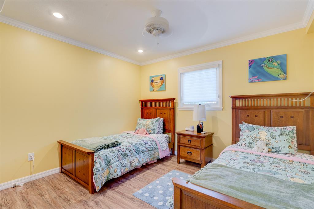 VENETIAN SHORES NO 3 - Residential