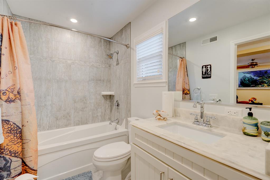 VENETIAN SHORES NO 3 - Residential