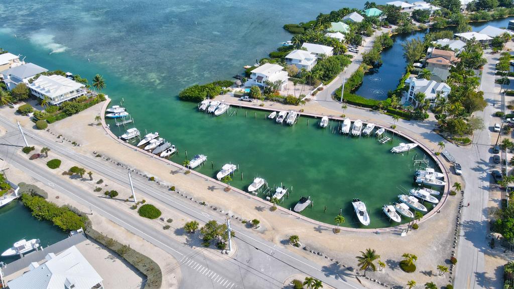 VENETIAN SHORES NO 3 - Residential