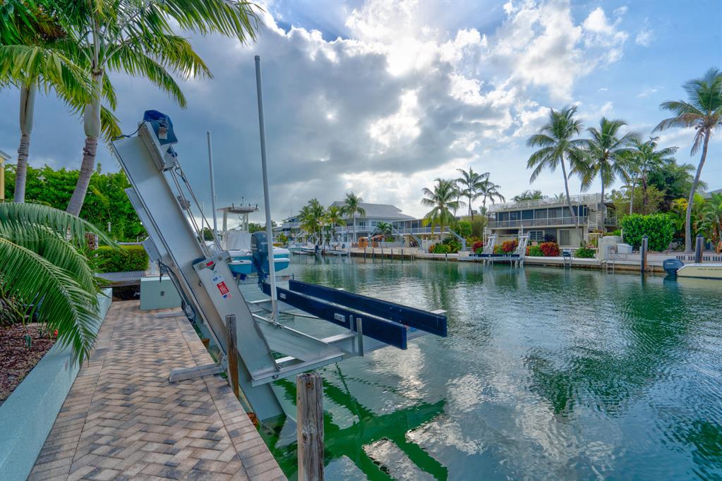 VENETIAN SHORES NO 3 - Residential